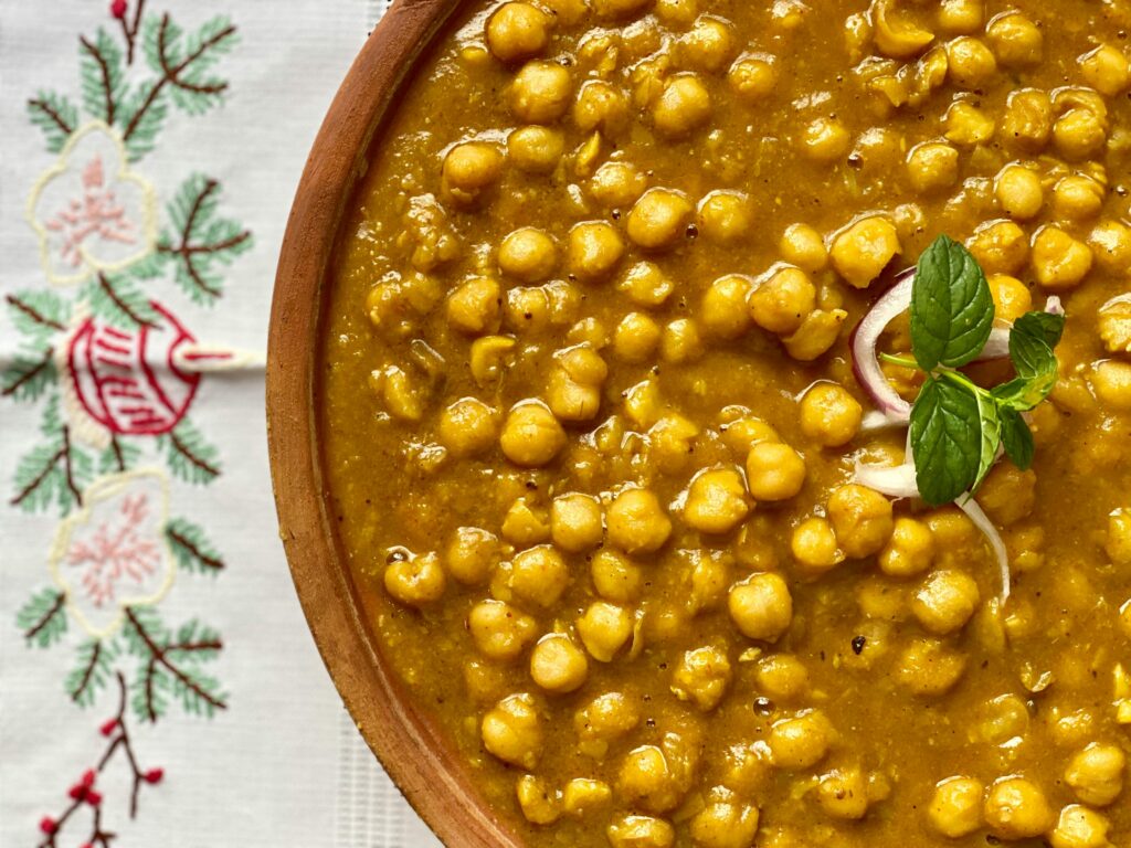 A hearty bowl of vegan chickpea curry.